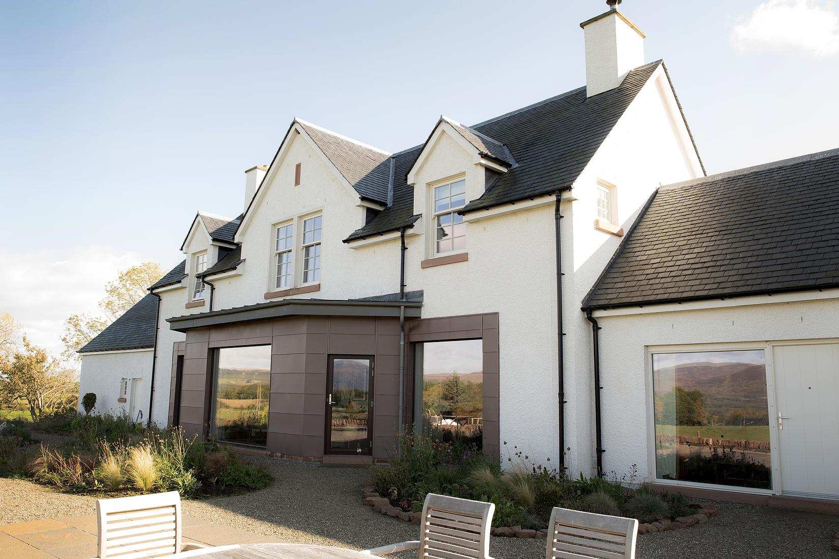 Eco-farmhouse situated with stunning views of Loch Lomond