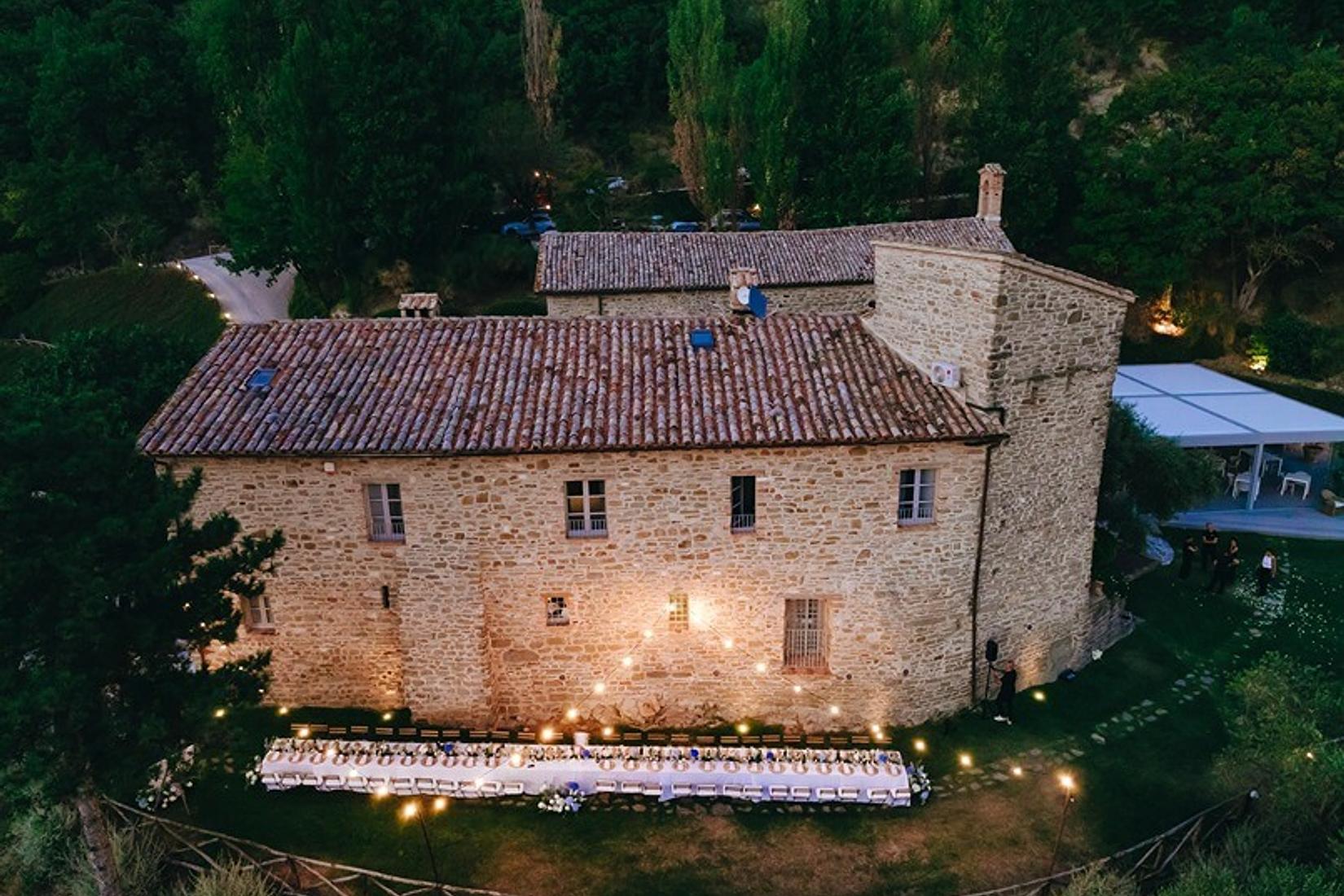 Small Italian village with breathtaking views of the Umbrian-Tuscan hills