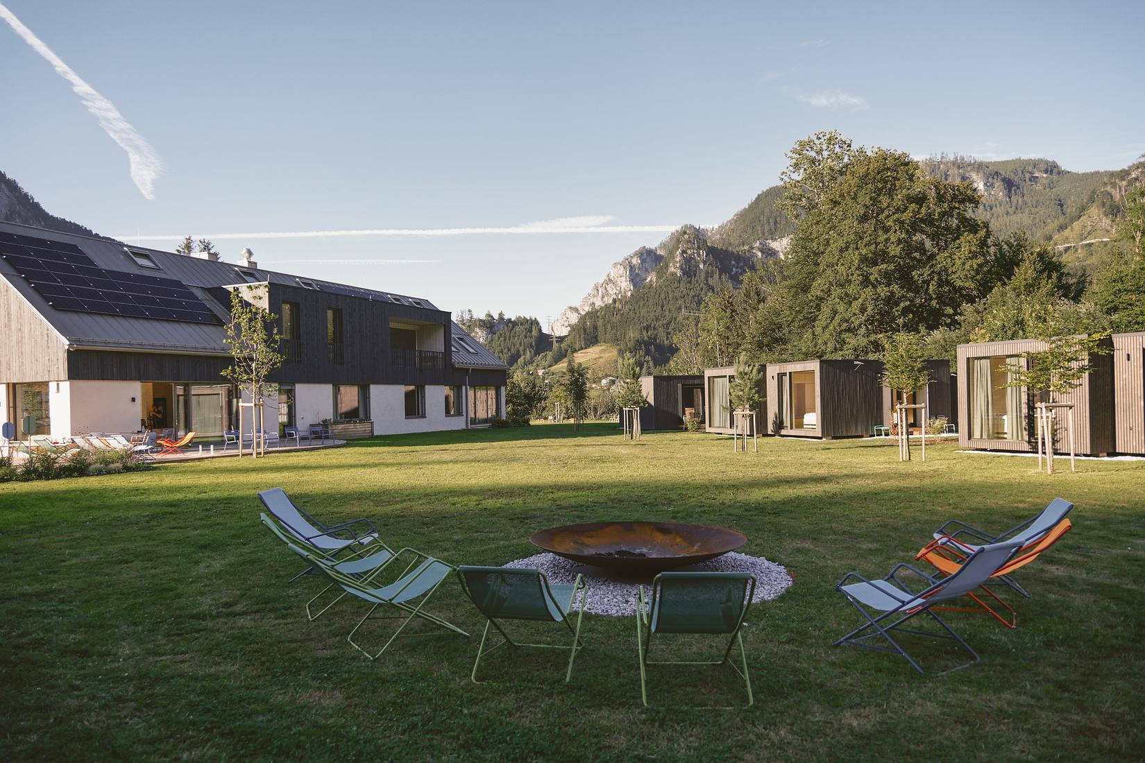 Beautiful mountain cabins in the Austrian Alps with onsite coworking space